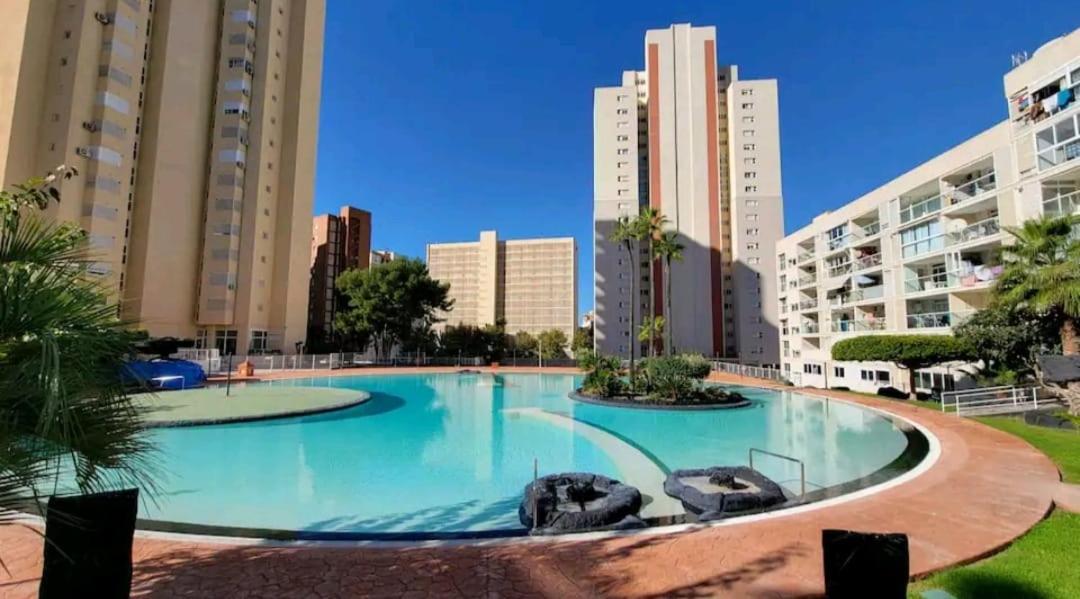 Apartament Vacanza Luxury Complex- Parking , Pool Only In The Summer , Rincon De Loix Benidorm Zewnętrze zdjęcie